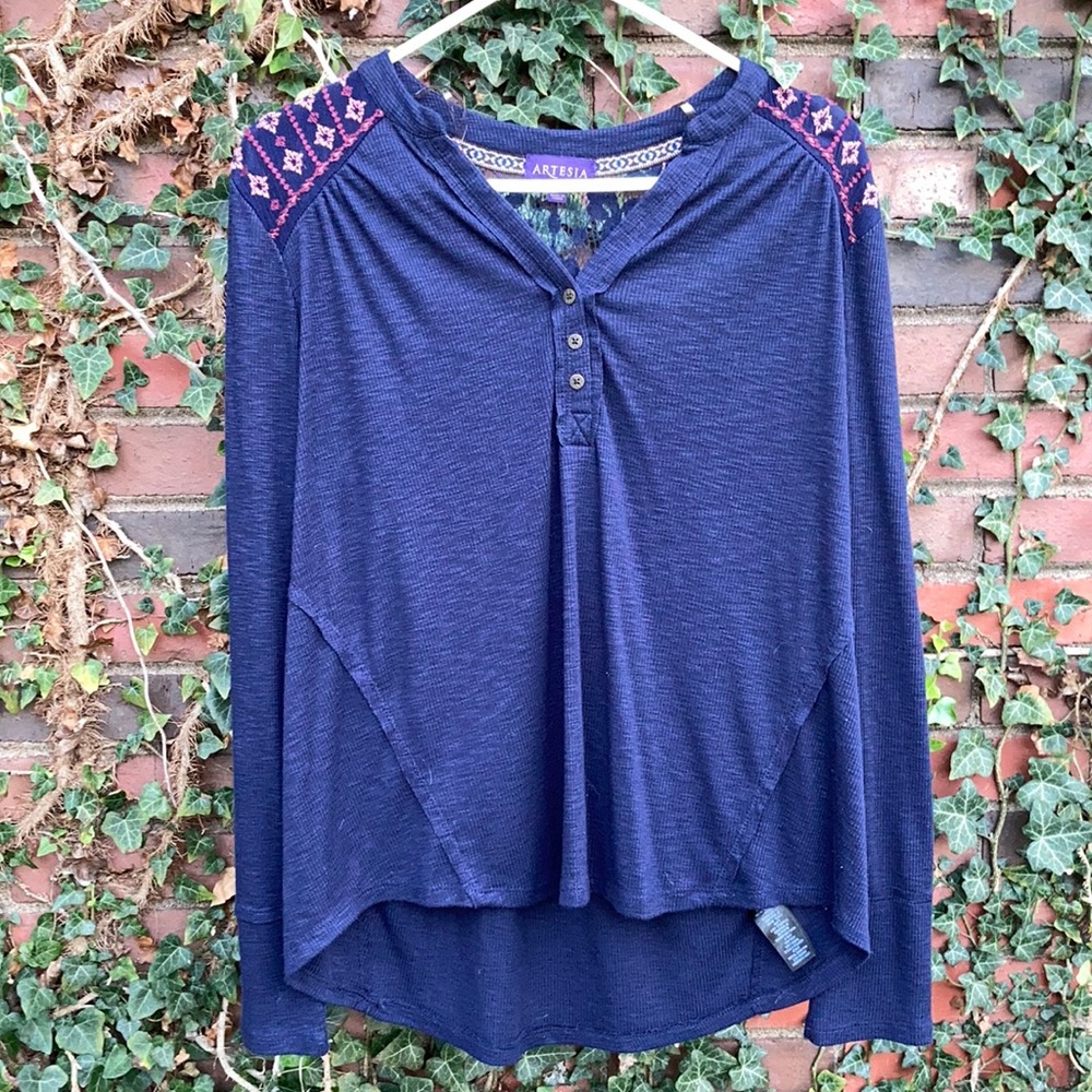 Long sleeve tunic